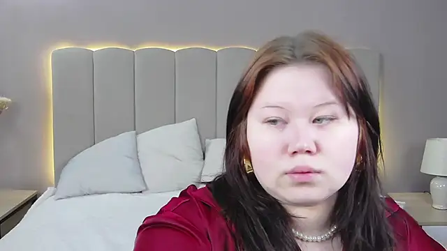 Snapshot of EvaNova_ chatting on 8, 3, 2026 EvaNova online show from 8, 3, 2026