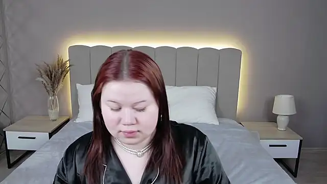 Snapshot of EvaNova_ chatting on 11, 4, 2026 EvaNova online show from 11, 4, 2026