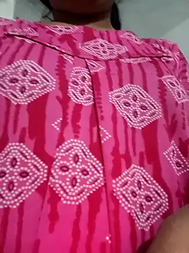 Snapshot of LOVE_FI95 chatting on 26, 11, 2025 LOVE FI95 online show from 26, 11, 2025