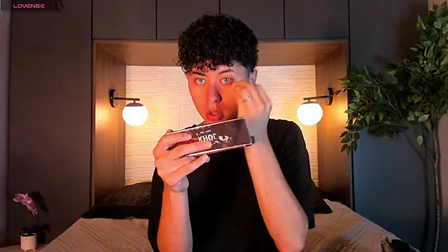 Noah dupont  online show from 17, 11, 2025