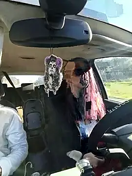 Snapshot of MickNanaa chatting on 27, 11, 2025 MickNanaa online show from 27, 11, 2025