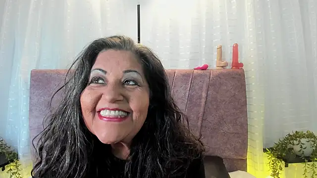 Victoriaa Anderson online show from 13, 3, 2026