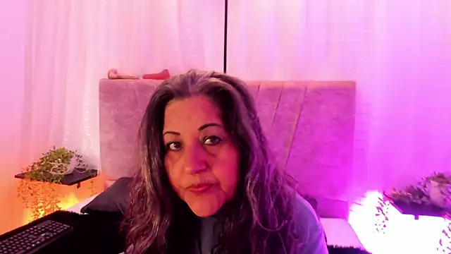 Victoriaa Anderson online show from 28, 5, 2026