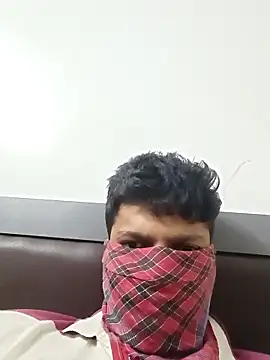 Snapshot of boy_king_357 chatting on 8, 11, 2025 boy king 357 online show from 8, 11, 2025