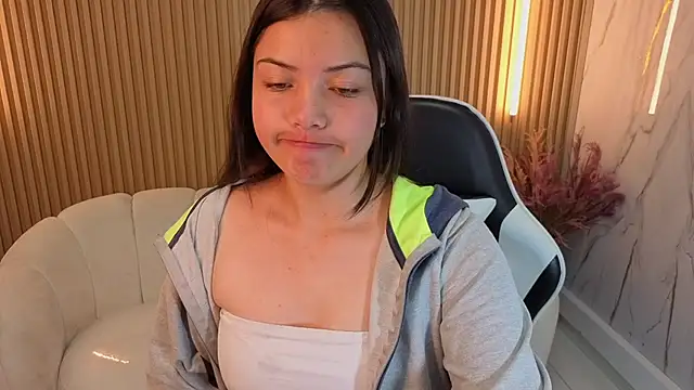 Snapshot of venus_velvet_tp chatting on 19, 12, 2025 venus velvet tp online show from 19, 12, 2025