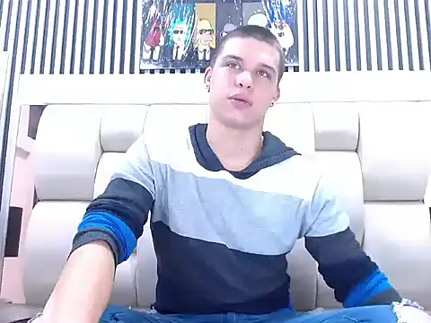 Snapshot of Liam_York_ chatting on 16, 11, 2025 Liam York online show from 16, 11, 2025