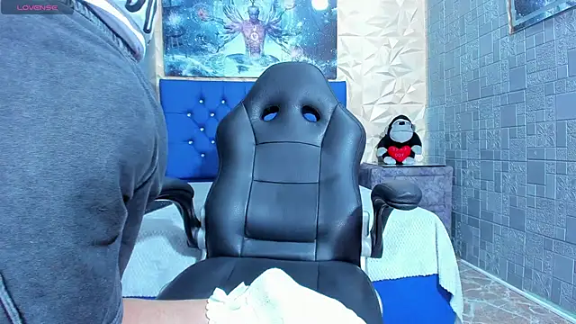 ElanGiraldo online show from 6, 5, 2026