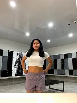 Snapshot of Katherinm chatting on 12, 11, 2025 Katherinm online show from 12, 11, 2025