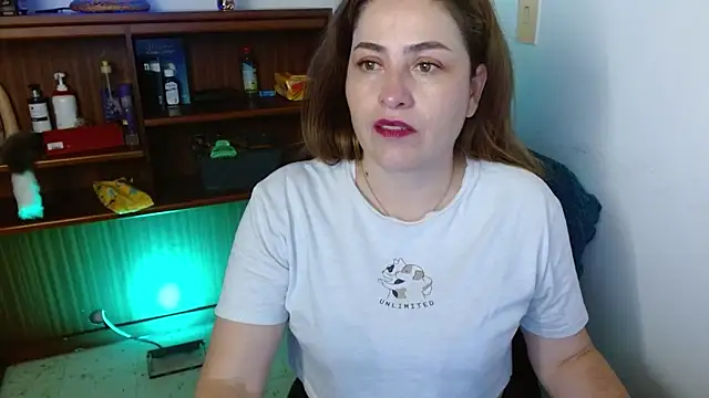 Snapshot of dayan_hanks chatting on 18, 4, 2026 dayan hanks online show from 18, 4, 2026