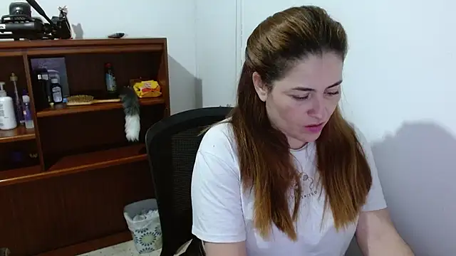 Snapshot of dayan_hanks chatting on 24, 4, 2026 dayan hanks online show from 24, 4, 2026
