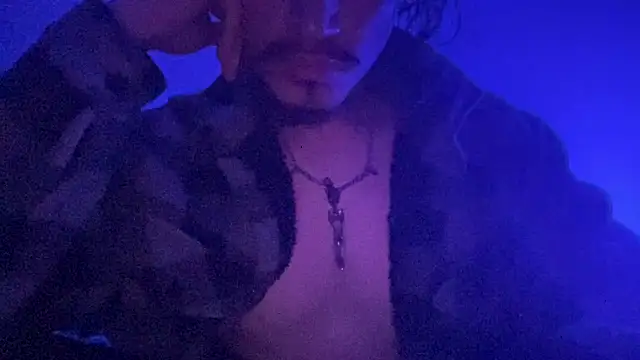 Snapshot of TryMeOrDontLol chatting on 9, 11, 2025 TryMeOrDontLol online show from 9, 11, 2025