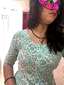 Red Queen 11 online show from 30, 11, 2025