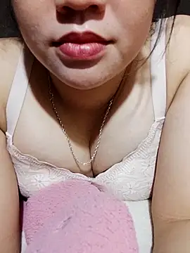 yelow-bee online show from 11, 11, 2025