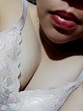 yelow-bee online show from 15, 11, 2025