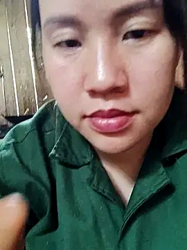 yelow-bee online show from 22, 12, 2025