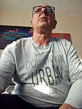 andy-1961 online show from 15, 12, 2025