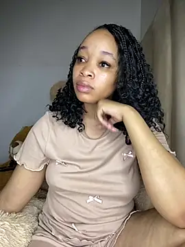 Snapshot of Nisha_102 chatting on 13, 4, 2026 Nisha 102 online show from 13, 4, 2026