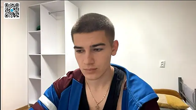 Snapshot of _BarePulse chatting on 24, 11, 2025 BarePulse online show from 24, 11, 2025