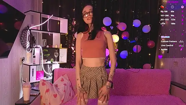 GirlFromHell88 online show from 9, 5, 2026