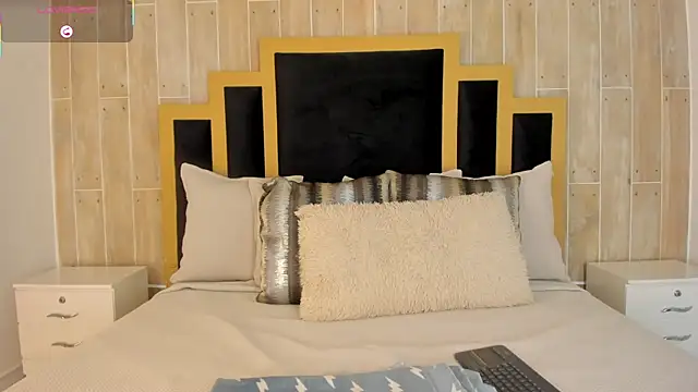 Snapshot of sofiaivanova chatting on 15, 11, 2025 sofiaivanova online show from 15, 11, 2025