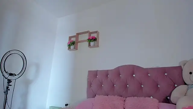 Snapshot of vanessa_sexyhot_ chatting on 18, 1, 2026 vanessa sexyhot online show from 18, 1, 2026