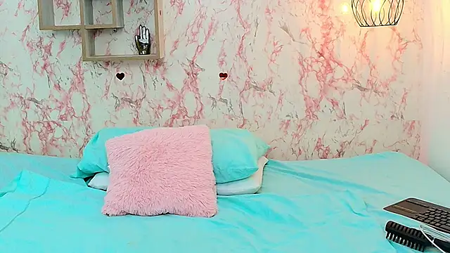 Snapshot of KATY_LOWERY chatting on 17, 2, 2026 KATY LOWERY online show from 17, 2, 2026