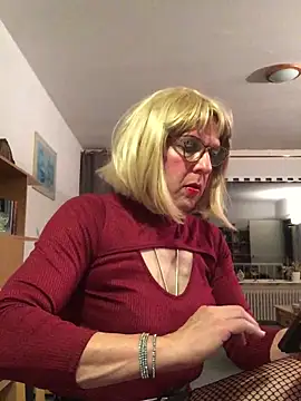 simone xdressing online show from 19, 10, 2025