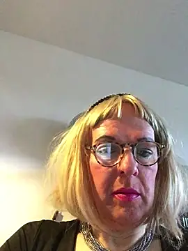 simone xdressing online show from 29, 3, 2026