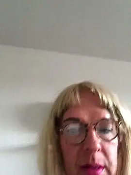 simone xdressing online show from 19, 4, 2026