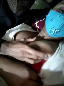 Snapshot of desiXcouple97 chatting on 20, 12, 2025 desiXcouple97 online show from 20, 12, 2025