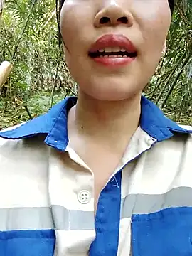 Snapshot of Cloud-wh chatting on 2, 3, 2026 Cloud-wh online show from 2, 3, 2026