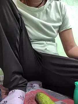 Snapshot of Geeta-143 chatting on 27, 11, 2025 Geeta-143 online show from 27, 11, 2025