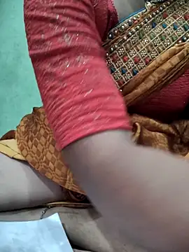 Snapshot of Geeta-143 chatting on 15, 12, 2025 Geeta-143 online show from 15, 12, 2025