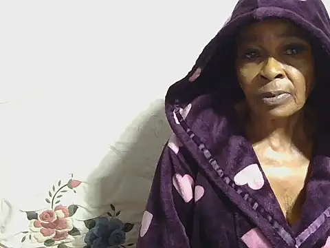 Snapshot of GucciladyXXXX chatting on 16, 2, 2026 GucciladyXXXX online show from 16, 2, 2026