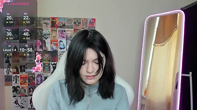 EmmaDarkk online show from 18, 11, 2025