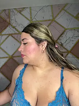 Snapshot of Amira_Malia chatting on 17, 3, 2026 Amira Malia online show from 17, 3, 2026