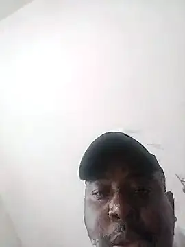 Snapshot of bubbles635 chatting on 13, 2, 2026 bubbles635 online show from 13, 2, 2026