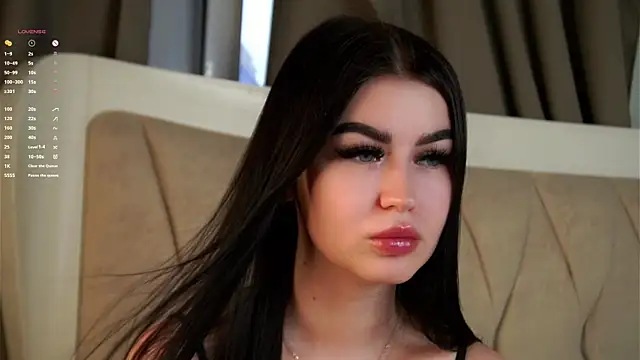 Snapshot of CoreenYorton chatting on 6, 4, 2026 CoreenYorton online show from 6, 4, 2026