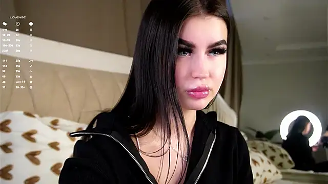 Snapshot of CoreenYorton chatting on 10, 4, 2026 CoreenYorton online show from 10, 4, 2026