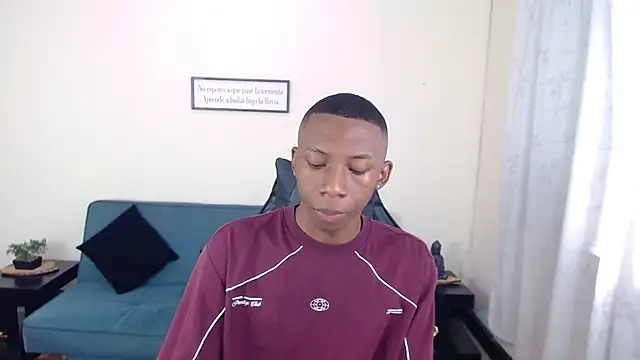 Miilo18 online show from 17, 12, 2025