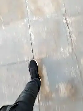 Snapshot of Unknown18cm@xh chatting on 18, 12, 2025 Unknown18cmxh online show from 18, 12, 2025