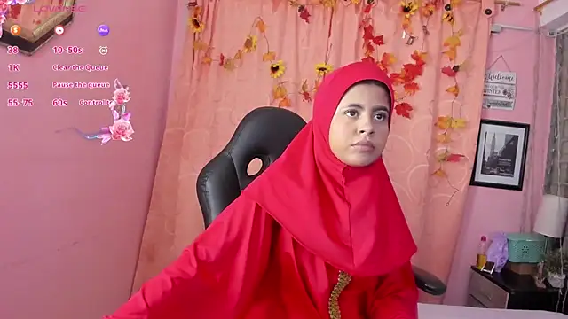 NaylaAbadi online show from 20, 11, 2025