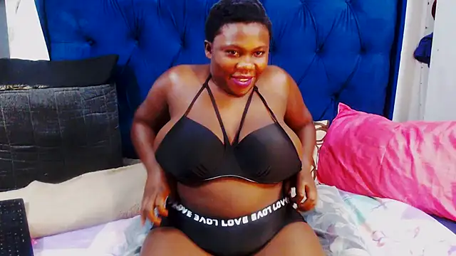 Snapshot of DarkCherryx chatting on 13, 1, 2026 DarkCherryx online show from 13, 1, 2026