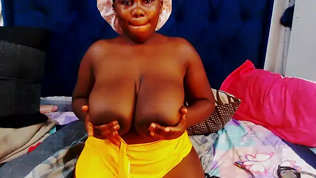 Snapshot of DarkCherryx chatting on 14, 1, 2026 DarkCherryx online show from 14, 1, 2026