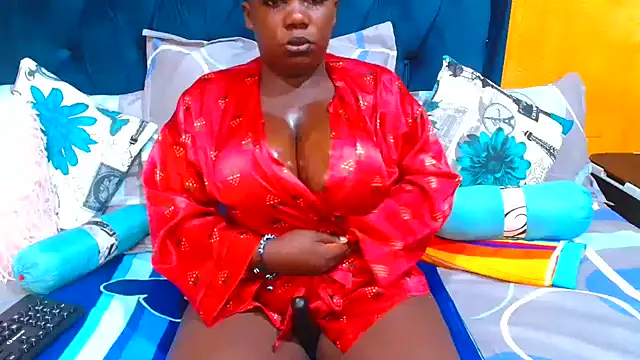 Snapshot of DarkCherryx chatting on 3, 4, 2026 DarkCherryx online show from 3, 4, 2026