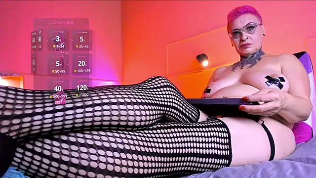 Snapshot of MATURE_HARDCORE chatting on 21, 11, 2025 MATURE HARDCORE online show from 21, 11, 2025