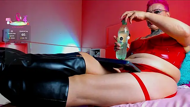 Snapshot of MATURE_HARDCORE chatting on 19, 12, 2025 MATURE HARDCORE online show from 19, 12, 2025