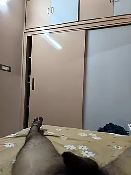 Snapshot of krishnaclip chatting on 15, 11, 2025 krishnaclip online show from 15, 11, 2025