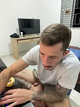 Snapshot of Lucasjandre chatting on 23, 11, 2025 Lucasjandre online show from 23, 11, 2025