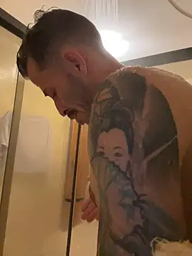 Snapshot of Lucasjandre chatting on 2, 12, 2025 Lucasjandre online show from 2, 12, 2025